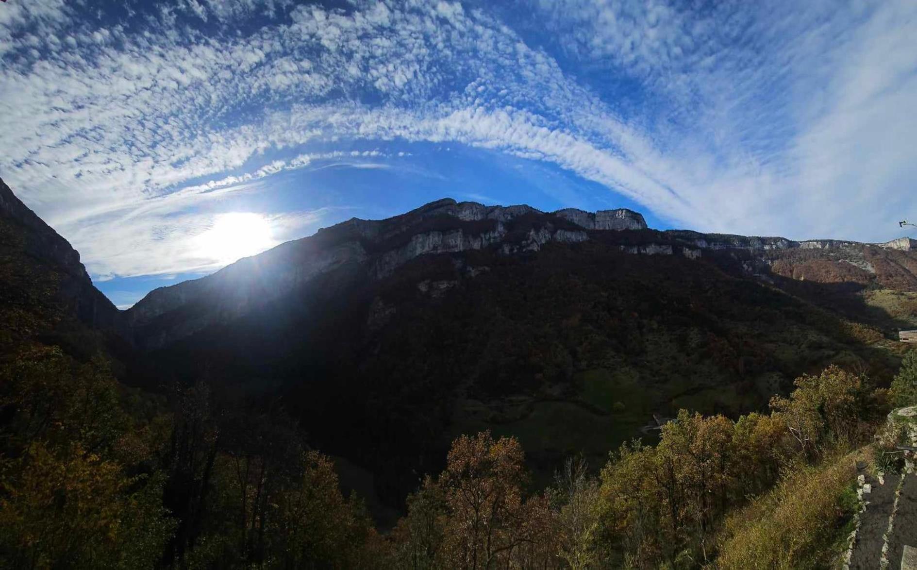 Le Belvedere Au Refuge Du Phoenix, * Echevis